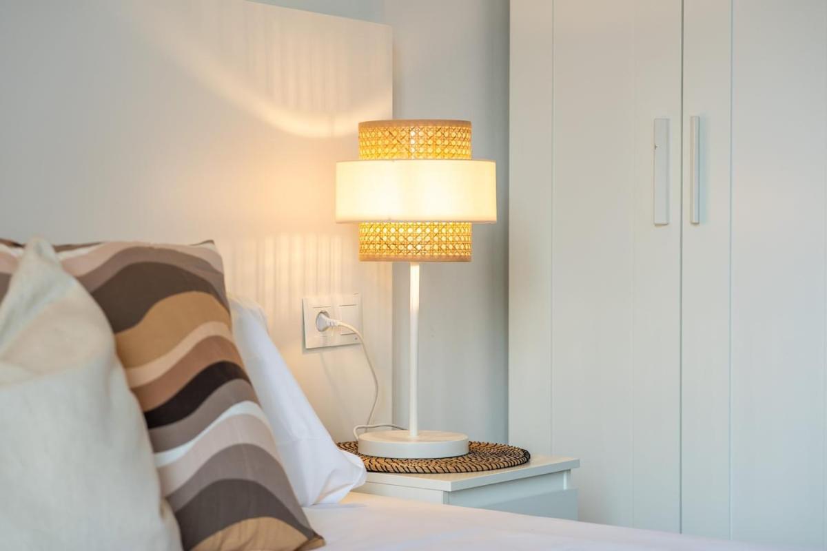 Lodging Apartments Liceu G1 Barcelona Ngoại thất bức ảnh