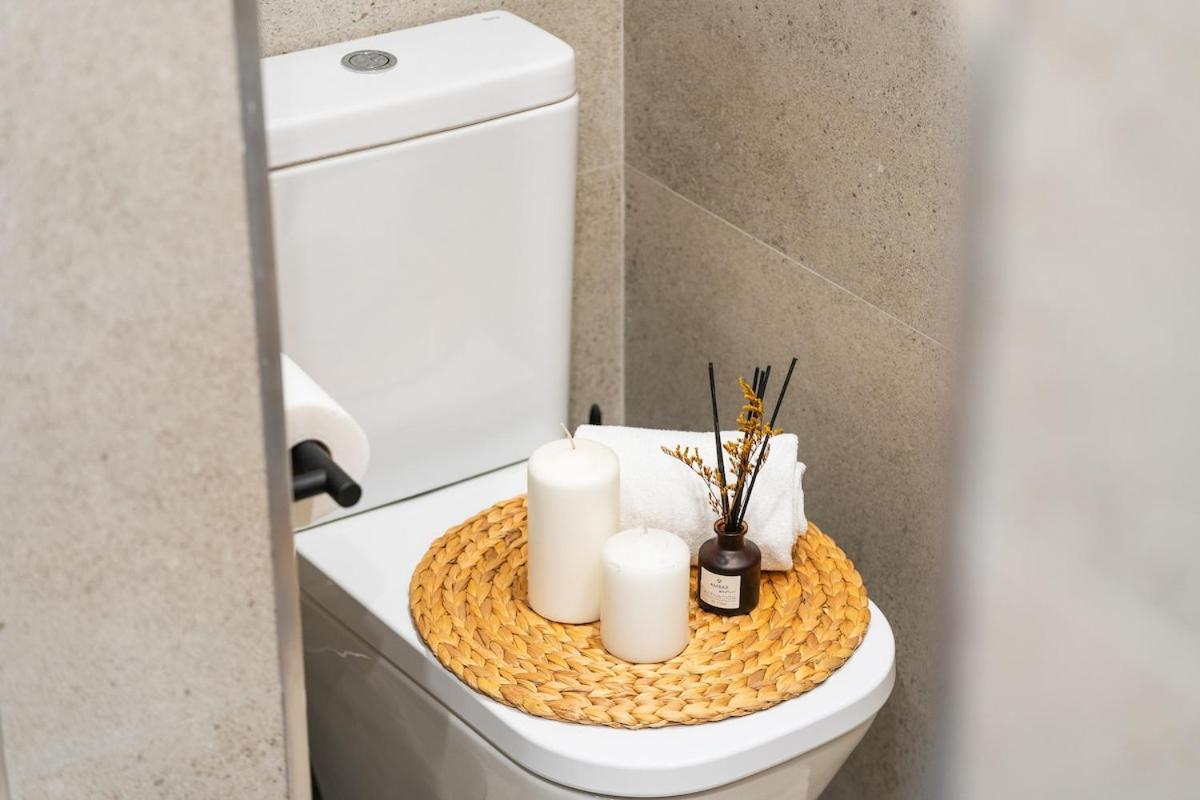 Lodging Apartments Liceu G1 Barcelona Ngoại thất bức ảnh